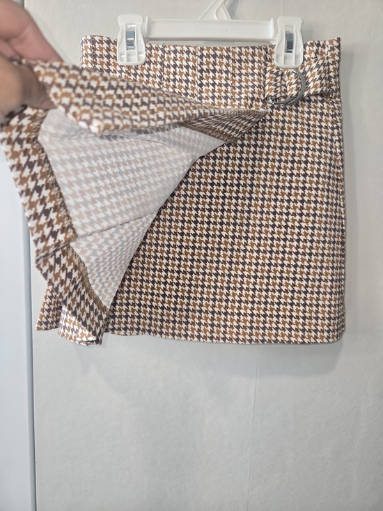 Houndstooth Pleated Skirt - Browns/White - Picture 3 of 5